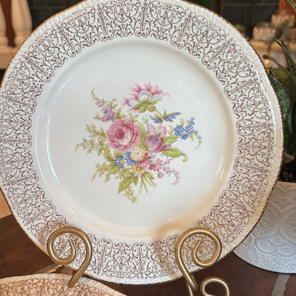 Homer Laughlin-11 Piece set - Picture 2 of 12